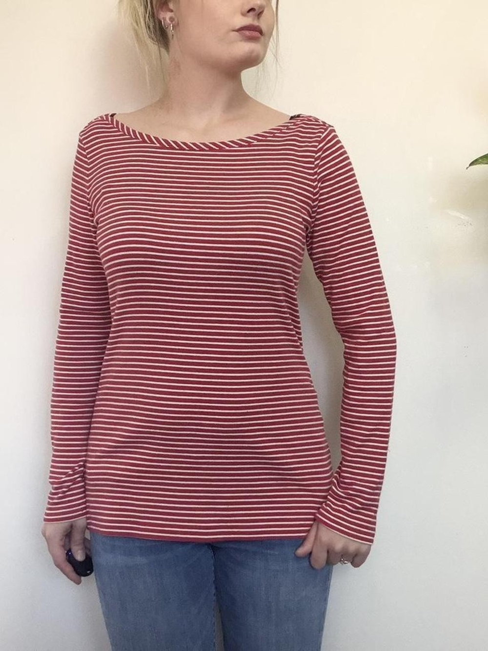 2000s Y2K Striped Red & White Long-Sleeve Top Size M